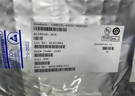 Field programmabile gate array LCMXO3L-4300C-5BG256C 4320LUTs MachXO3 programmabile logica IC CSFBGA-256