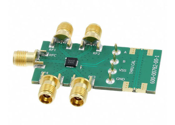 EV1HMC641ALP4 Soluzioni incorporate da 0 Hz a 20 GHz SP4T Switch Evaluation Board