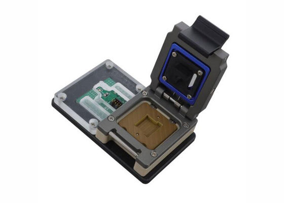 CYBLE-022001-PROG Scheda di valutazione per soluzioni embedded EZ-BLE Module Programming Kit