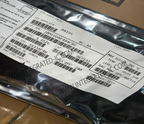 Array di gate programmabili sul campo 10M16DAF484C8G 484FBGA MAX 10 FPGA Circuiti integrati 549kbit 450 MHz