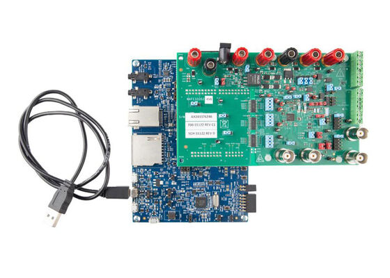 KITNAFE33352-EVB Soluzioni incorporate LPC54S018EVB Software Configurable Universal AIO-AFE Evaluation Board
