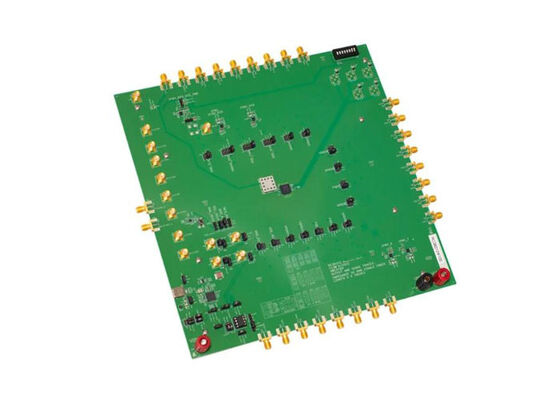 RC38312A-EVK Embedded Solutions Kit di valutazione del sincronizzatore e attenuatore di jitter FemtoClock 3 RC38312