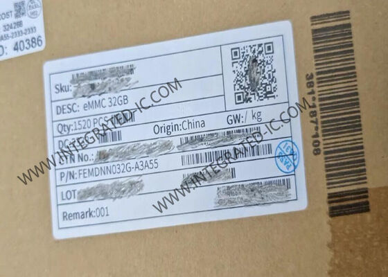 Chip IC di memoria FORESEE eMMC da 32 GB in pacchetto 153-FBGA con velocità di trasferimento dati da 400 MB/s