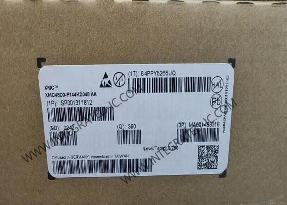 XMC4800-F144K2048 AA Microcontrollore a 32 bit con memoria flash da 2 MB e core ARM Cortex-M4 in pacchetto 144LQFP