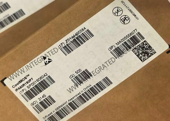 IPA60R180P7 CoolMOSTM Power MOSFET con tensione di scarico di 600V, corrente di scarico continua di 18A e resistenza di 145mOhms alla fonte di scarico