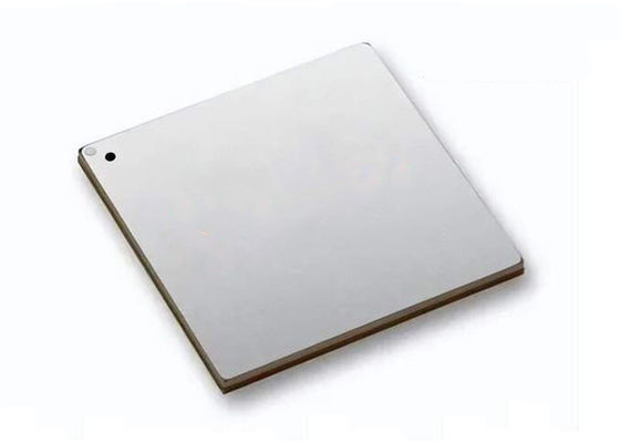 XA7A50T-1CSG324I Artix 7 XA FPGA con 210 I/O, 2764800 bit di RAM e certificazione Automotive Grade