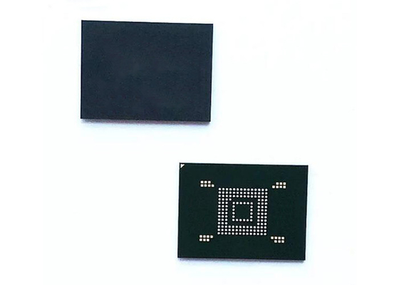 SLC NAND Flash Memory Chip MT29F2G08ABAGAH4-AAT: Chip 63-VFBGA del circuito integrato di G