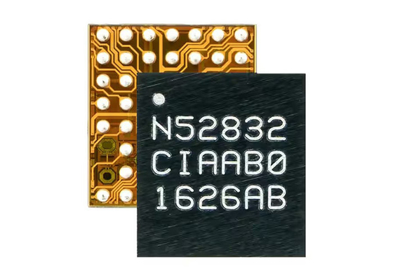 NRF52832-CIAA-G BT IC Versatile BT 5.4 SOC WLCSP50 MultiProtocol Sistema su chip