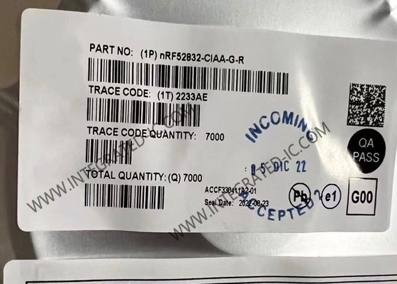 NRF52832-CIAA-G BT IC Versatile BT 5.4 SOC WLCSP50 MultiProtocol Sistema su chip