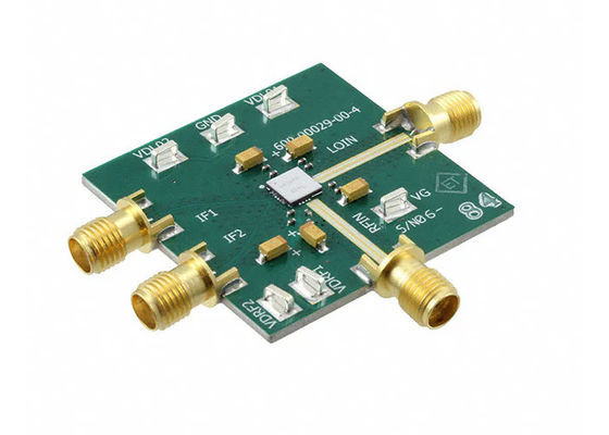 EV1HMC6147ALC5A Scheda di valutazione downconverter da 37 GHz a 44 GHz per soluzioni integrate