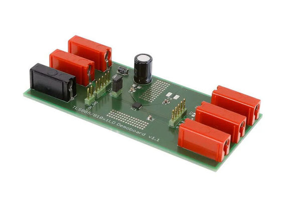 TLS810A1LDV50-BOARD Scheda di valutazione regolatore lineare regolabile a canale singolo per soluzioni embedded