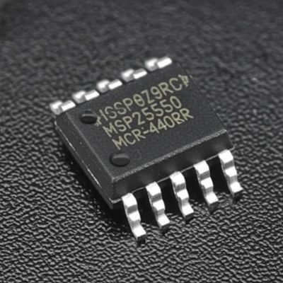 Microcontrollore MCU a 16 bit MSP430G2955IRHA40R con clock a 16 MHz e memoria programma da 56 kB