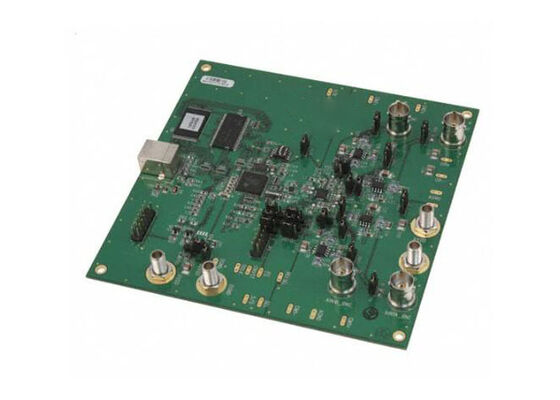 MAX1379EVKIT Embedded Solutions Scheda di valutazione MAX1379 ADC a campionamento simultaneo a 12 bit
