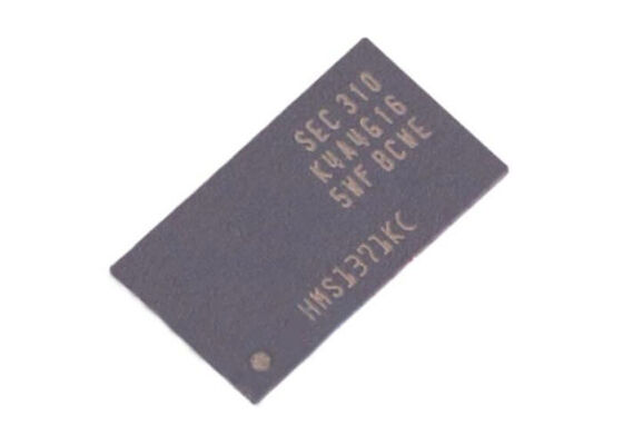 K4A4G165WF-BCWE 4 Gb DDR4 SDRAM Memory IC Chip con velocità di dati di 3200 Mbps nel pacchetto FBGA-96