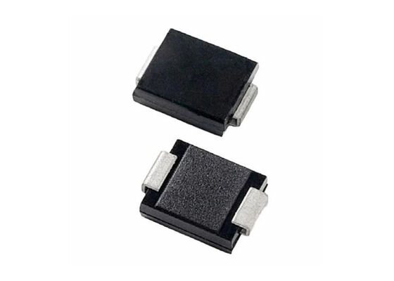 8.0SMDJ60A Chip di circuito integrato 8KW 60V 8.0SMDJ Serie di diodi TVS DO-214AB