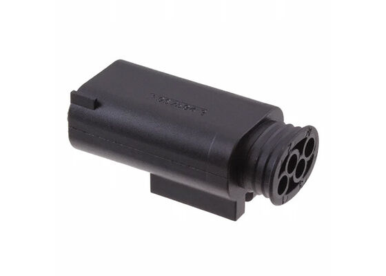 1-967584-3 Connettori Alloggiamento per terminali maschio automobilistici 50V 3,1 mm