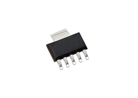 TPS79633QDCQRQ1 IC regolatore di tensione lineare a basso dropout da 1 A a bassissimo rumore