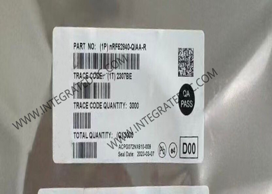 NRF52840-QIAA BT IC 2.4GHz Multiprotocol BT 5.4 SoC AQFN73 Sistema su chip